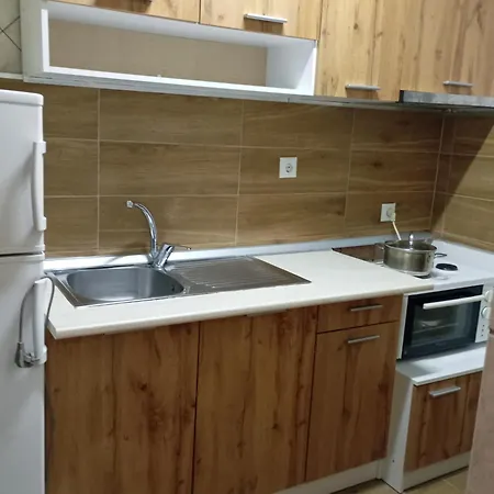 Ariadne Apartment *